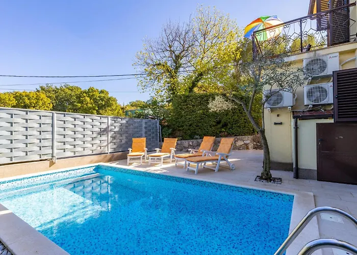 Ferienhaus 4 Bedroom Pet Friendly In *