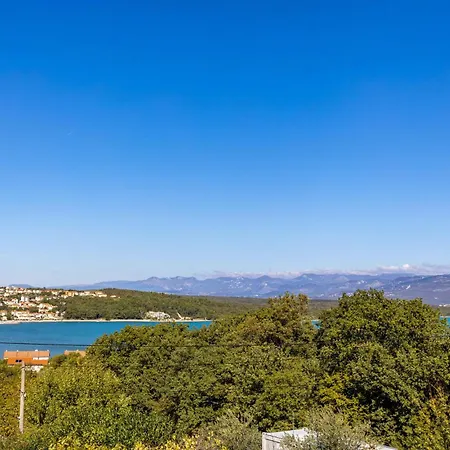 Case de vacanță 4 Bedroom Pet Friendly In Soline (Krk)