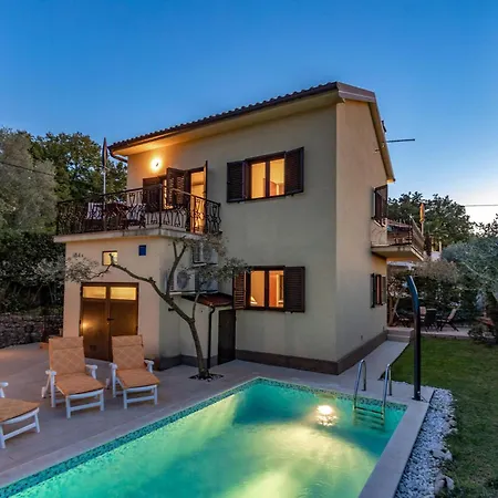 Holiday home 4 Bedroom Pet Friendly In Soline