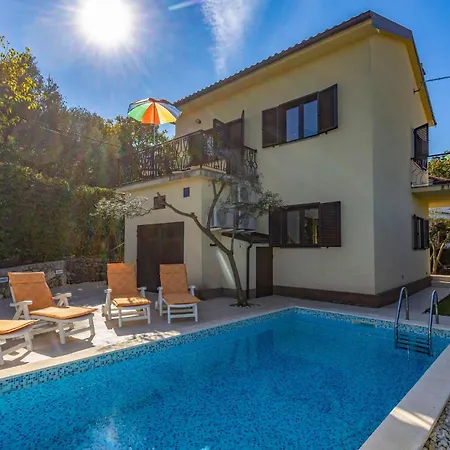 4 Bedroom Pet Friendly In Soline * Soline (Krk)