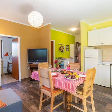4 Bedroom Pet Friendly In Dom wakacyjny *