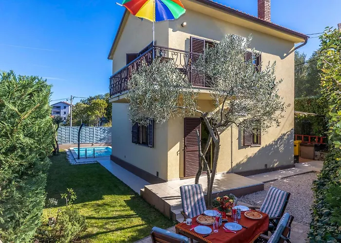 4 Bedroom Pet Friendly In 別荘 *