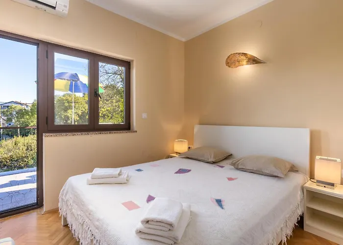 4 Bedroom Pet Friendly In 別荘 *