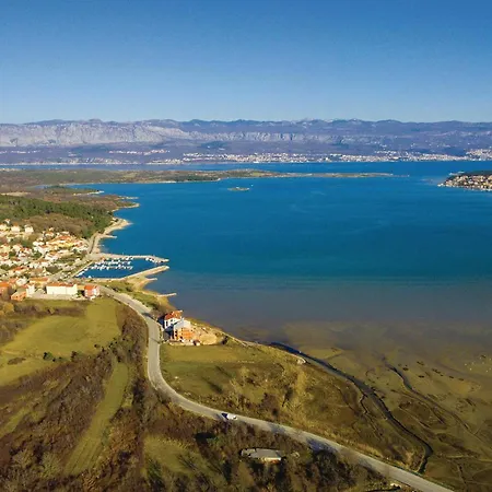 4 Bedroom Pet Friendly In بيت للعطل *