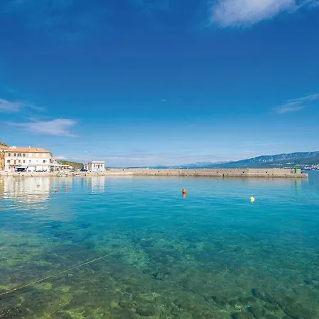 4 Bedroom Pet Friendly In بيت للعطل